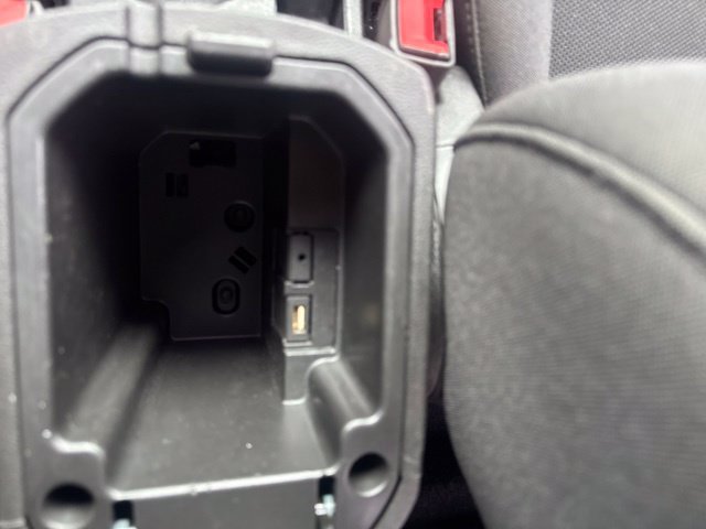 Used 2016 Chevrolet Cruze LT FWD image 24