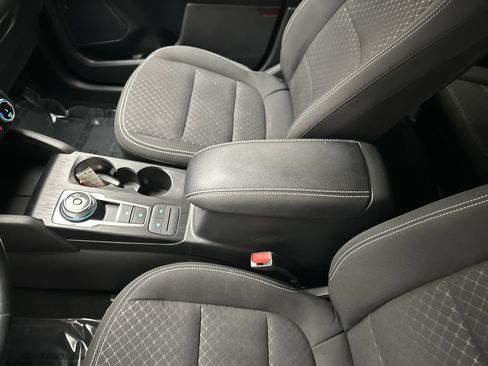 Used 2024 Ford Escape Active image 37