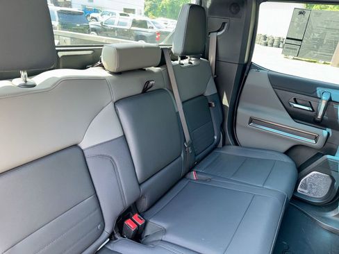 Used 2025 GMC Hummer EV 3X w/ Extreme Off-Road Package AWD/4WD image 29