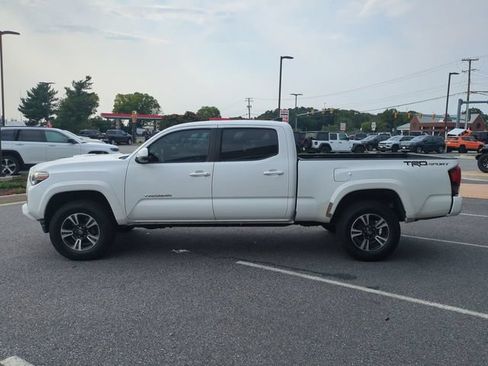 Used 2018 Toyota Tacoma TRD Sport RWD image 7