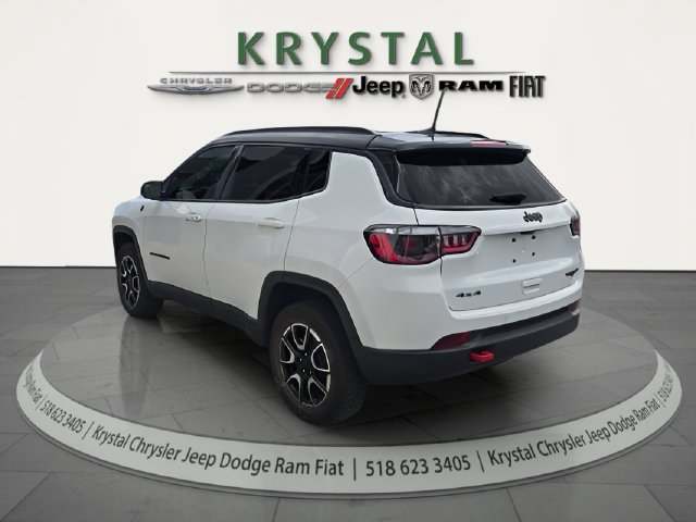Certified 2024 Jeep Compass Trailhawk AWD/4WD image 4