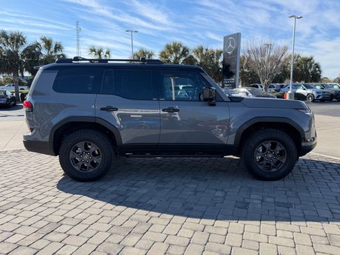 Used 2024 Lexus GX 550 image 7