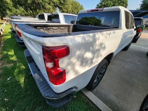 Used 2024 Chevrolet Silverado 1500 LT w/ Protection Package RWD image 6