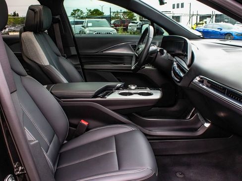 Used 2024 Cadillac Lyriq Tech w/ Driver Assist Package AWD/4WD image 41