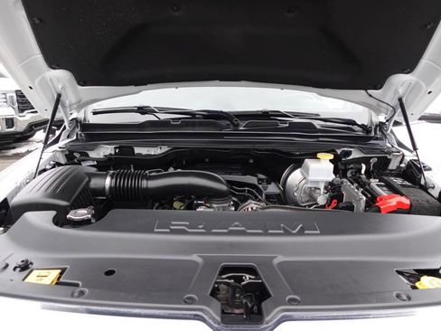 Used 2022 RAM 1500 Limited w/ Body-Colour Bumper Group image 66