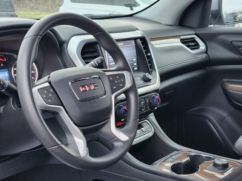 Used 2023 GMC Acadia SLE w/ LPO, Floor Liner Package image 22