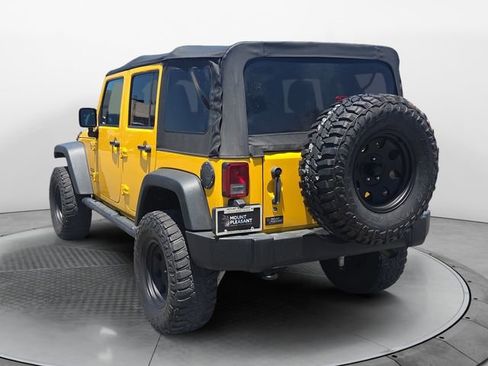 Used 2015 Jeep Wrangler Unlimited Sport w/ Quick Order Package 23S AWD/4WD image 3