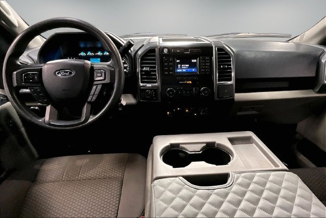 Used 2016 Ford F150 XLT AWD/4WD image 9