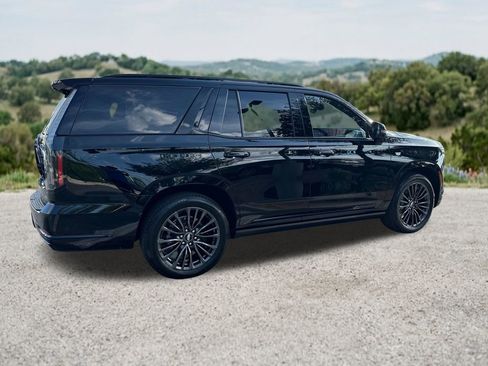 Used 2026 Cadillac Escalade Platinum Sport w/ LPO, Floor Liner Package AWD/4WD image 11