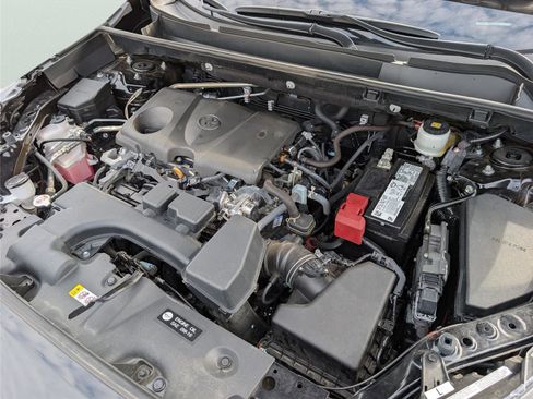 Used 2024 Toyota RAV4 Adventure image 33