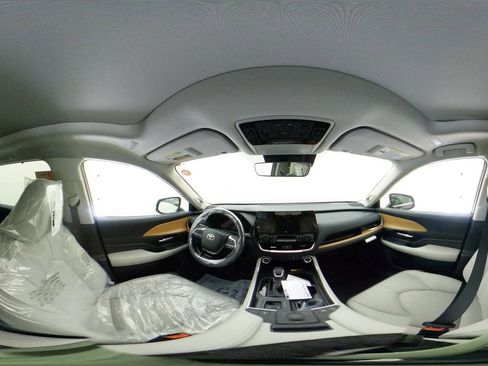 New 2026 Toyota Grand Highlander Limited image 33