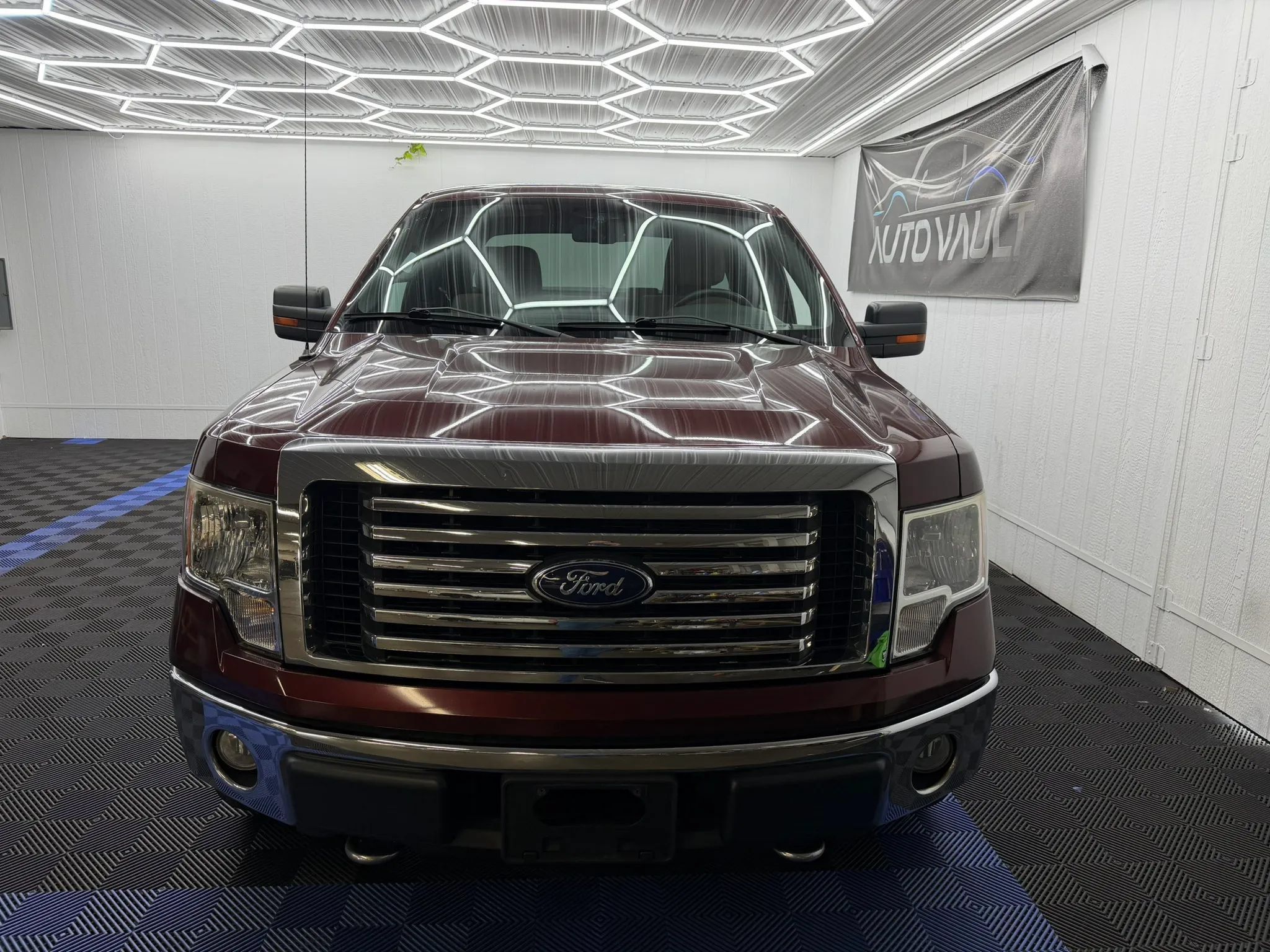 Used 2010 Ford F150 XLT AWD/4WD image 4