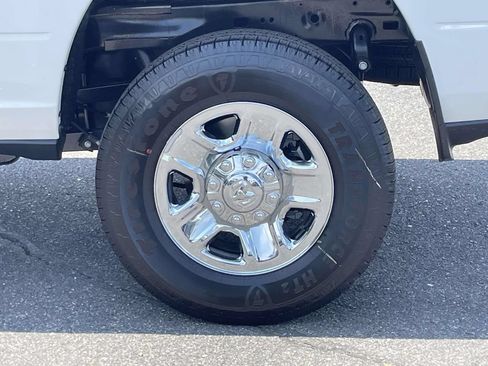 New 2026 RAM 2500 Tradesman w/ Chrome Appearance Group AWD/4WD image 11