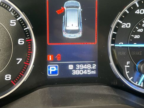 Used 2021 Subaru Ascent Limited image 12