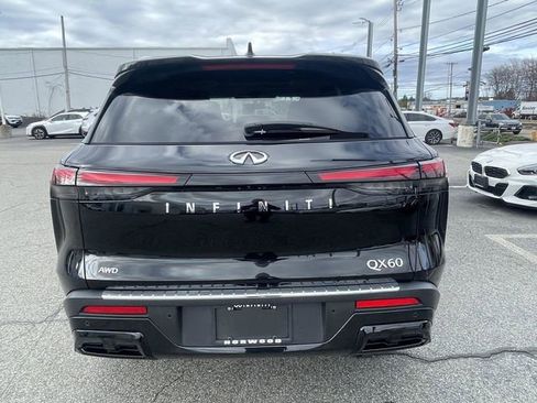 Certified 2023 INFINITI QX60 Luxe w/ Cargo Package AWD/4WD image 4