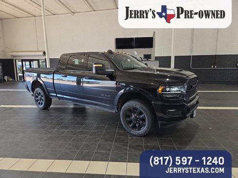 Used 2024 RAM 2500 Limited AWD/4WD image 2