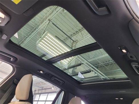 New 2026 Volvo XC90 B6 Plus w/ Protection Package Premier image 18