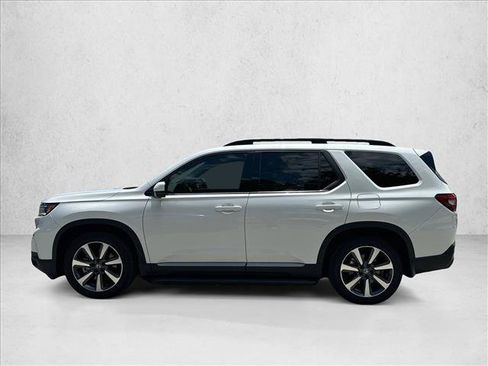 Used 2024 Honda Pilot Elite image 9