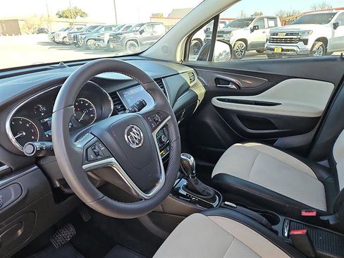 Used 2019 Buick Encore Preferred image 12