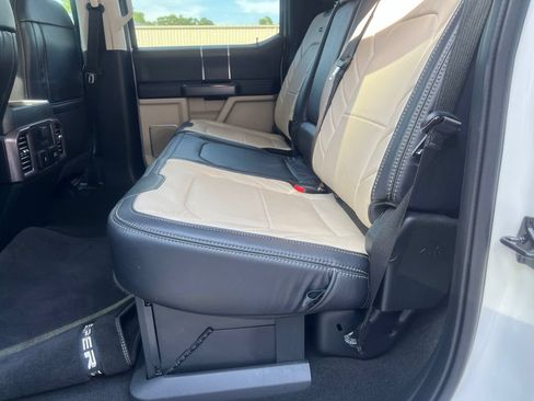 Used 2020 Ford F250 Limited AWD/4WD image 16