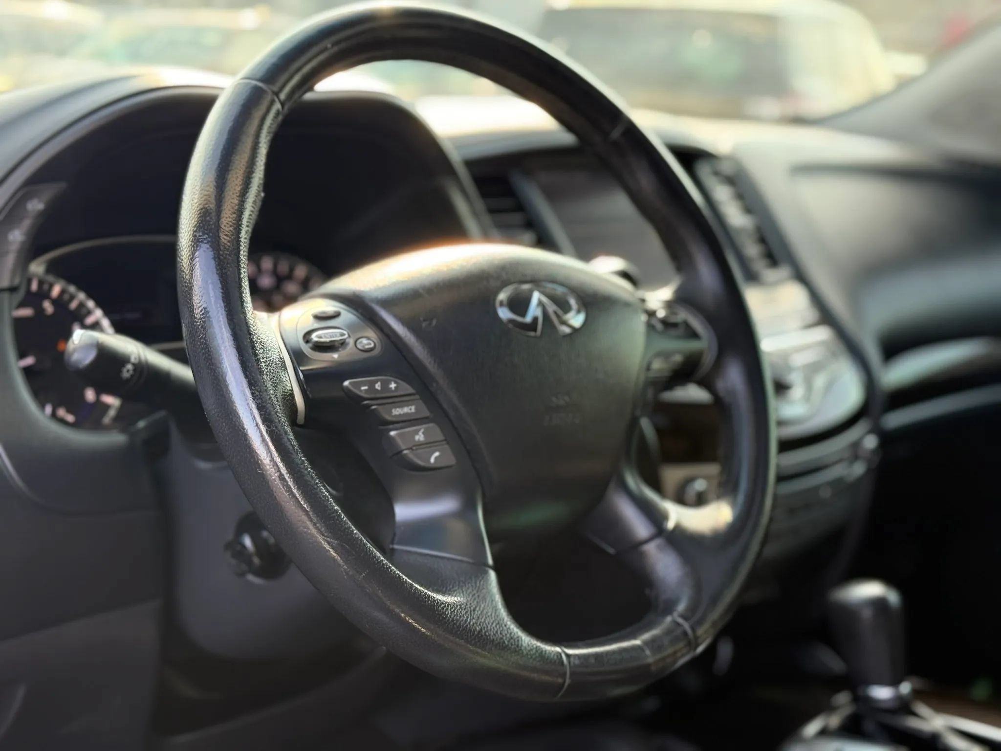 Used 2014 INFINITI QX60 Luxe w/ Premium Plus Package AWD/4WD image 37