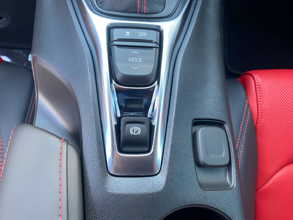 Used 2022 Chevrolet Camaro SS RWD image 12