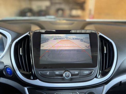 Used 2017 Chevrolet Volt LT FWD image 29