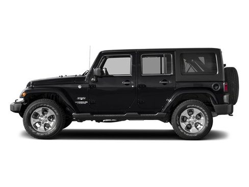 Certified 2017 Jeep Wrangler Unlimited Sahara w/ Connectivity Group AWD/4WD image 2