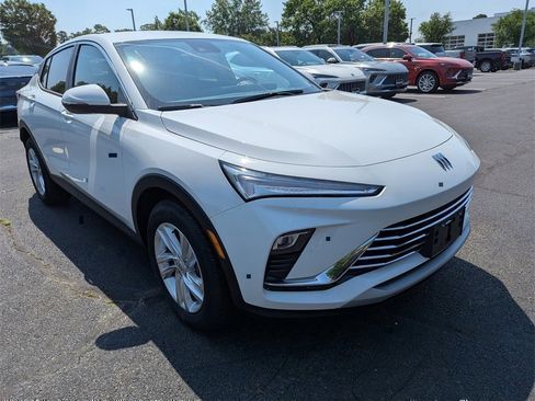 New 2025 Buick Envista Preferred w/ Convenience I Package image 2