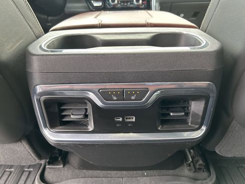 Used 2024 GMC Sierra 2500 Denali Ultimate w/ LPO, GMC Protection Package image 36