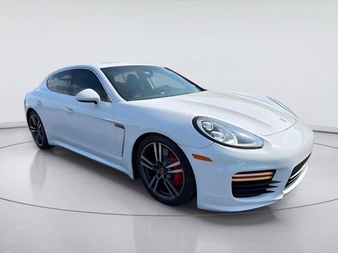 Used 2014 Porsche Panamera AWD/4WD image 3
