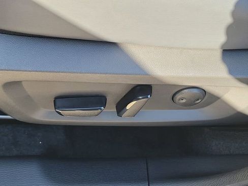 New 2025 Mitsubishi Outlander AWD image 18