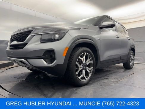 Used 2021 Kia Seltos EX AWD/4WD image 14