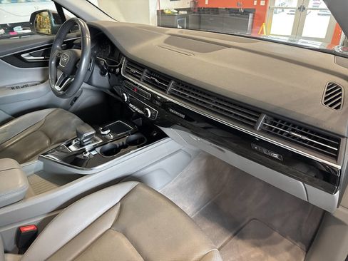 Used 2017 Audi Q7 3.0T Premium Plus image 45
