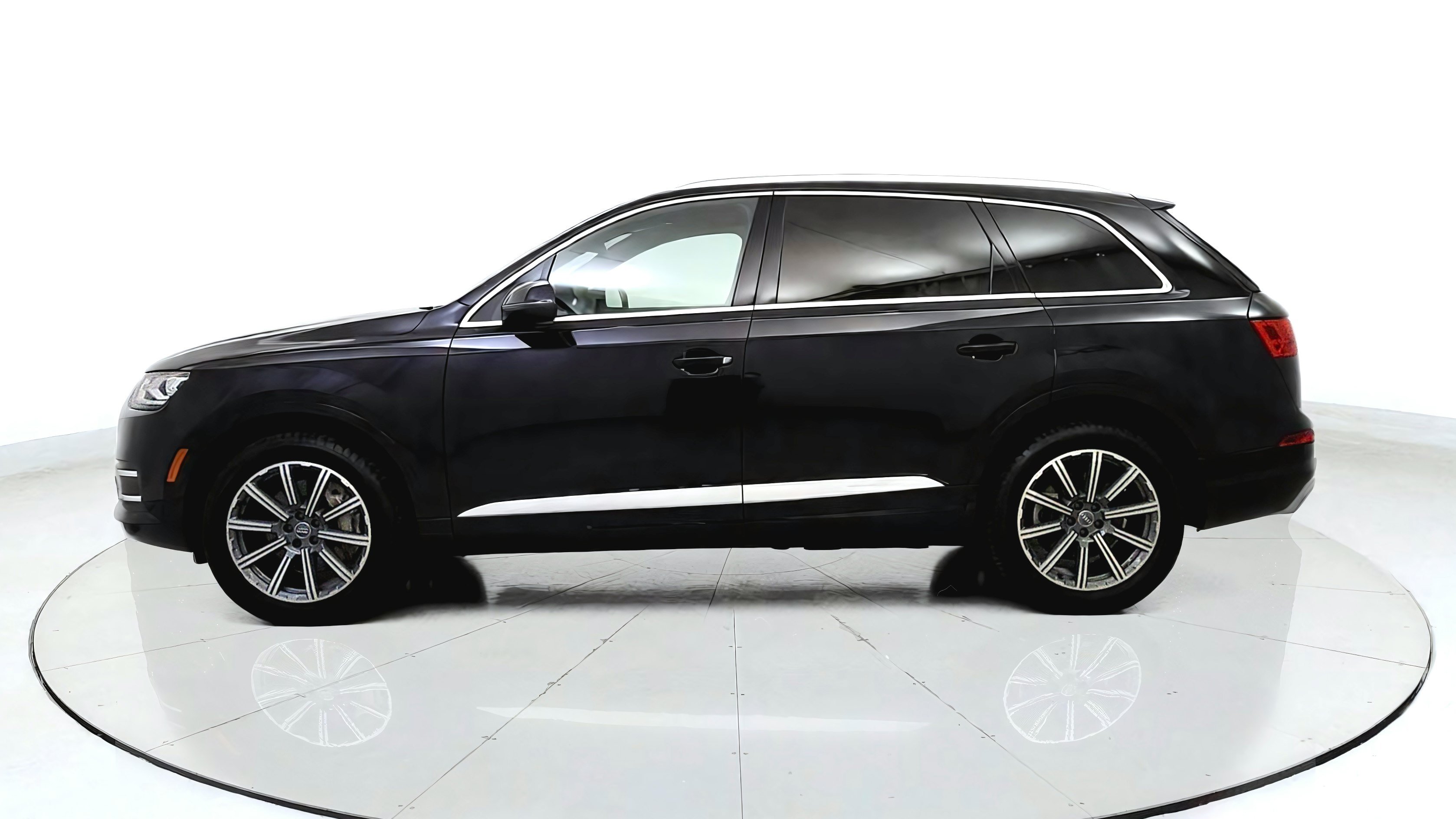 Used 2018 Audi Q7 3.0T Premium Plus AWD/4WD image 4