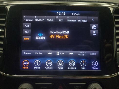 Used 2019 Jeep Grand Cherokee Limited image 25