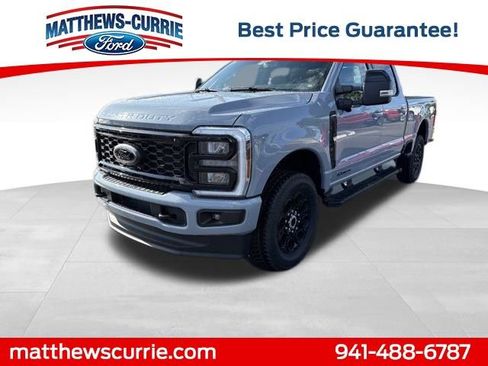 New 2026 Ford F250 Lariat w/ Black Appearance Package AWD/4WD image 7