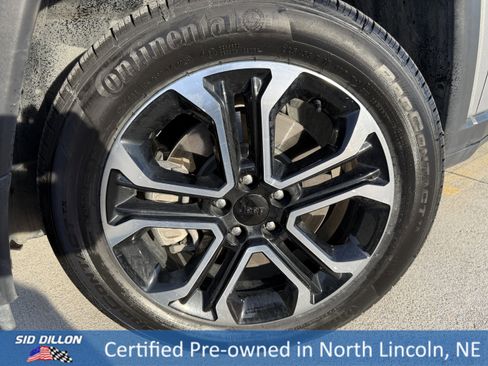 Used 2023 Jeep Compass Limited image 9