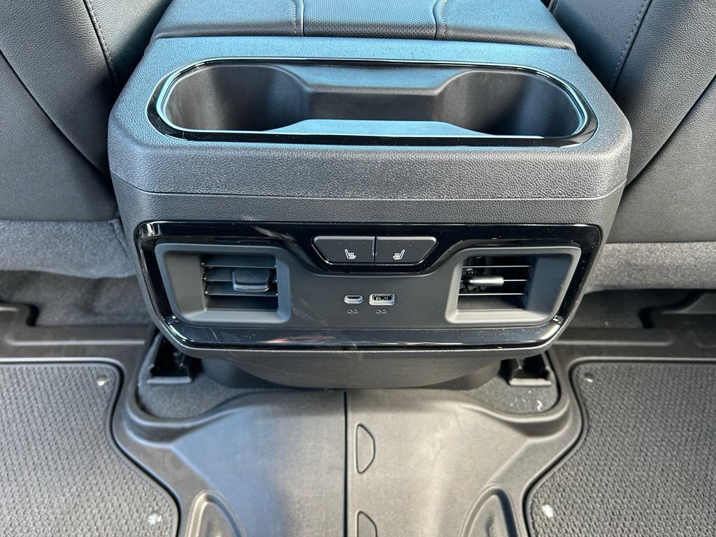 New 2026 GMC Sierra 1500 AT4 w/ Technology Package AWD/4WD image 47