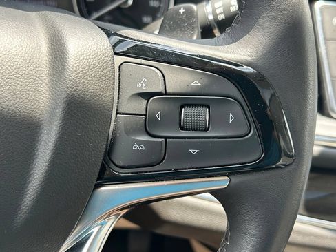 Used 2023 Buick Enclave Essence w/ Experience Buick Package AWD/4WD image 29
