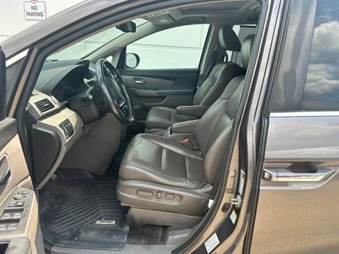 Used 2015 Honda Odyssey EX-L image 19