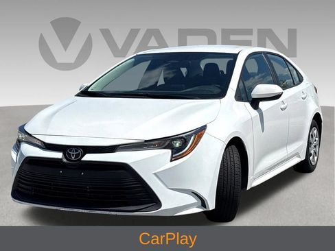 Used 2024 Toyota Corolla LE FWD image 3