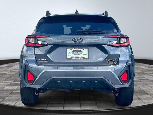 Used 2024 Subaru Crosstrek 2.5i Limited w/ Crosstrek Mirror Package image 4
