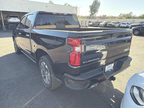 Used 2023 Chevrolet Silverado 1500 High Country w/ Technology Package AWD/4WD image 4