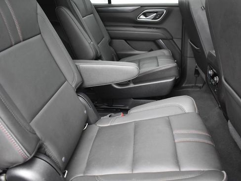 Used 2021 Chevrolet Tahoe RST w/ Luxury Package image 32