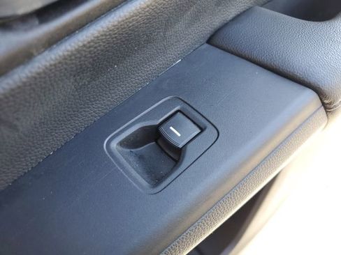 Used 2023 Honda CR-V EX image 13