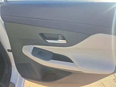 New 2026 Nissan Sentra SL w/ Floor Mat Package FWD image 28