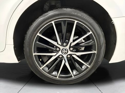 Used 2024 Toyota Camry SE FWD image 20