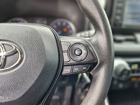 Used 2024 Jeep Compass Latitude w/ Convenience Group image 28