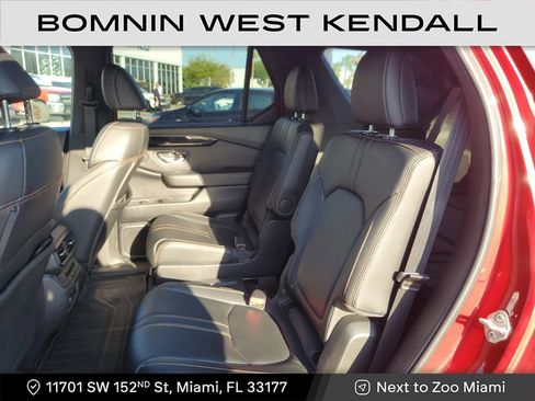 Used 2023 Honda Pilot TrailSport image 17